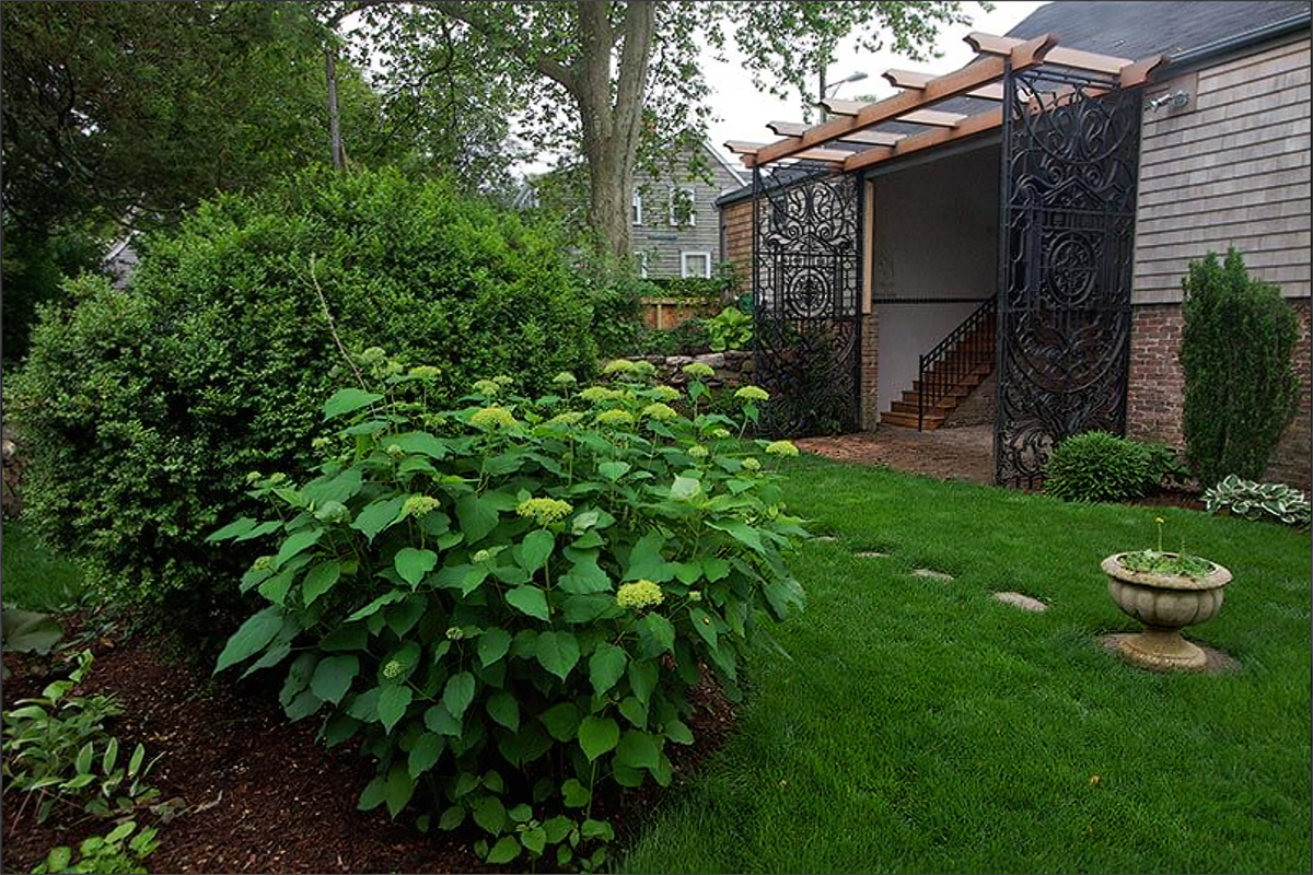Panels-at-Greater-Light-Garden-2-topaz-cgi-2x